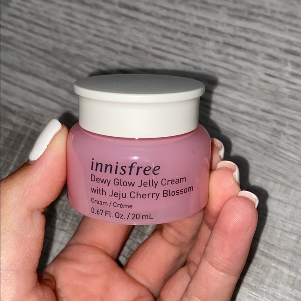 innisfree dewy glow jelly cream 💕